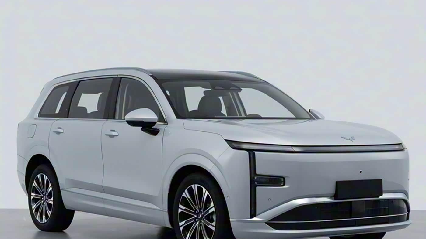 五菱又有新车了，申报图已曝光，车头似理想L系列，插混动力