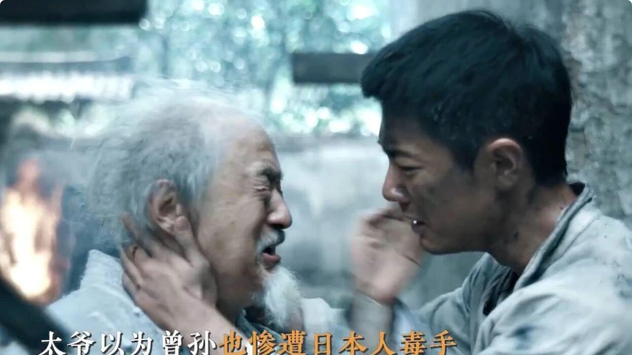 好家伙！演完《戏台》再演电影《得闲谨制》，竟没认出尹正