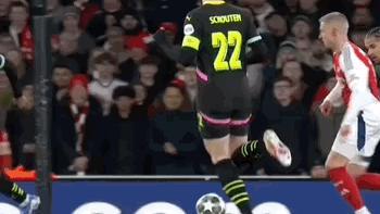 半场：阿森纳2-1埃因霍温，津琴科、赖斯破门，阿森纳总比分9-2领先