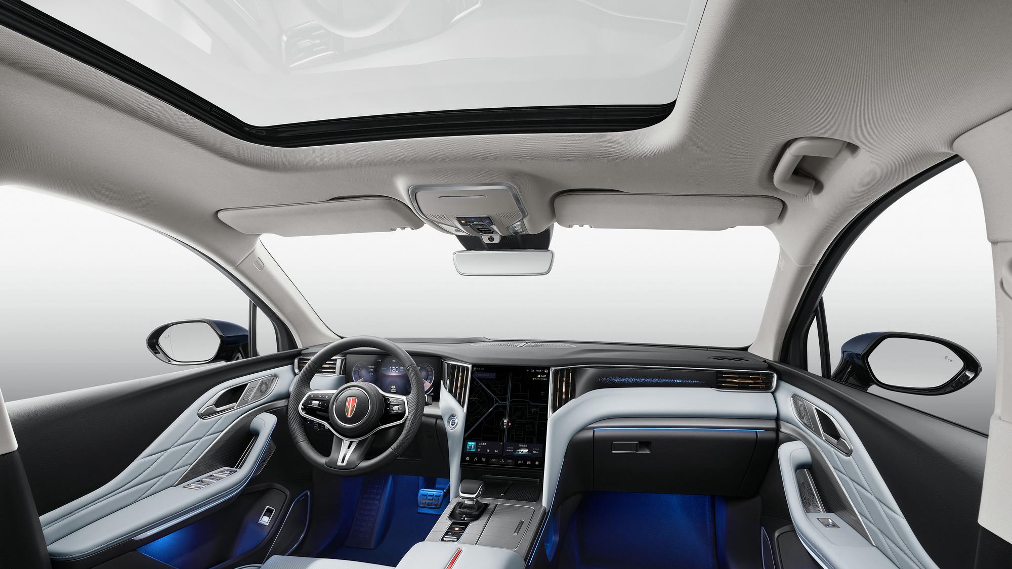 车长近5米六七座可选，标配四驱，油耗仅5.7L，红旗新SUV来了