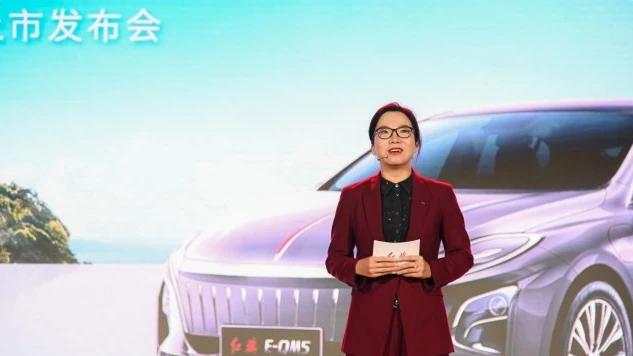 2025款红旗E-QM5 PLUS：前脸革新，性能跃升