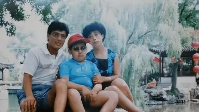 善恶终有报！狂妄自大的“盲人”歌手杨光，终究付出了惨痛代价