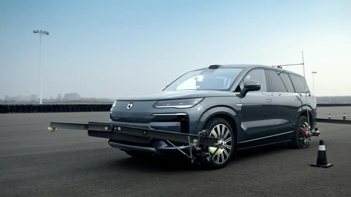 科技重新定义旗舰SUV，腾势N9高调上市，起售价仅38.98万元