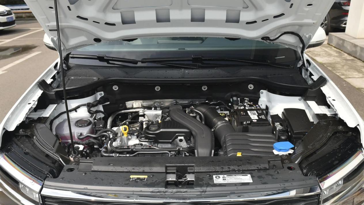 15万内买省心靠谱的合资SUV，首选这3台，油耗低至7L，家用首选