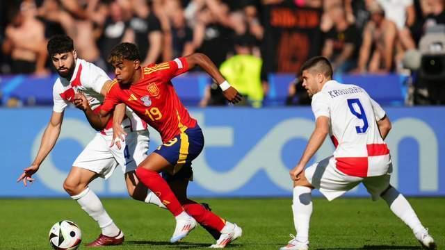 巴萨新王亚马尔0欧冠0世界杯，就敢叫板姆巴佩？