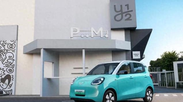 新款五菱宏光MINIEV四门版来袭，205公里续航，电动车预订开启