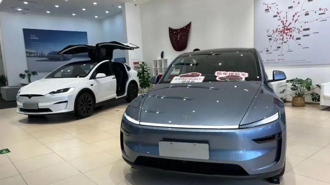 特斯拉这波操作绝了！4款"新车"杀进国内，工信部都坐不住了