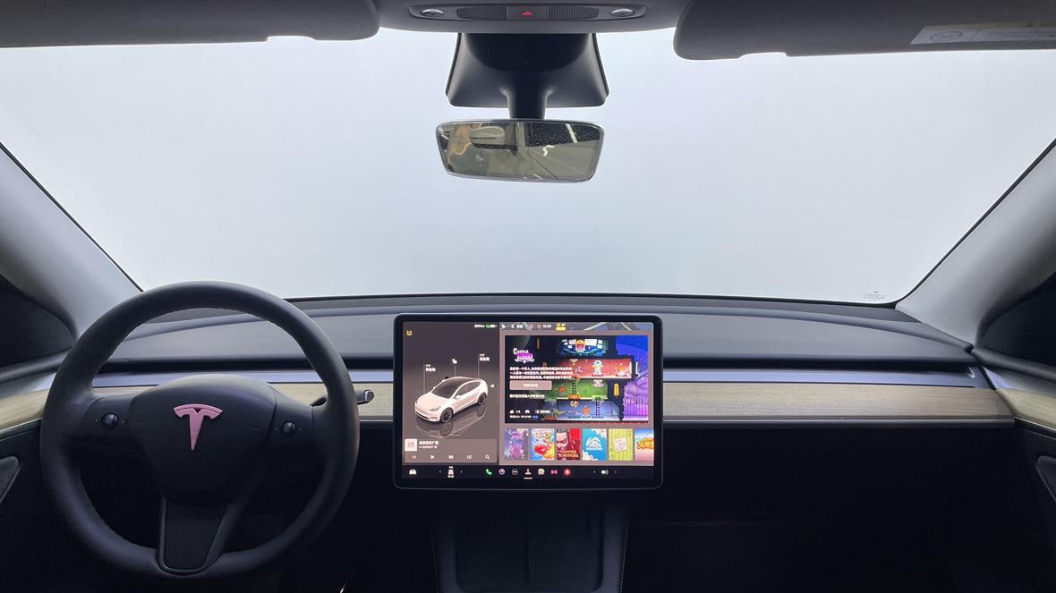 2022款特斯拉Model Y，2.6万公里，纯电轿跑体验如何？@序号-371