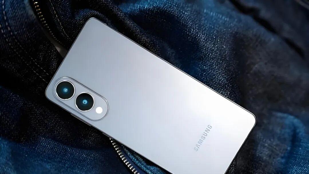 三星S25 Edge“崩塌”，近乎腰斩！