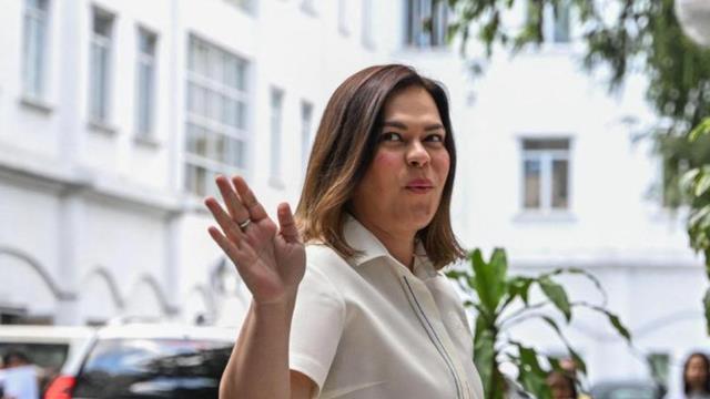 中方一纸制裁令，对菲律宾“杀鸡儆猴”，莎拉已经看懂中国意思