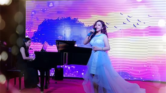 歌唱家亓婕新歌《心中的乌海》上线受热捧