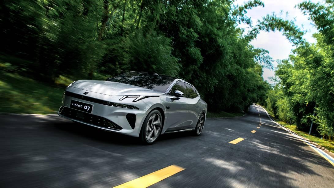 领克EM-P双子星交付突破20万，潘周聃喜提全新领克07