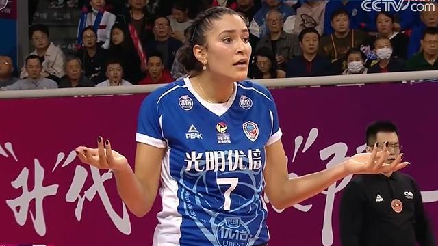 残忍！江苏女排30，上海女排溃不成军，张常宁神了，10夺冠在望