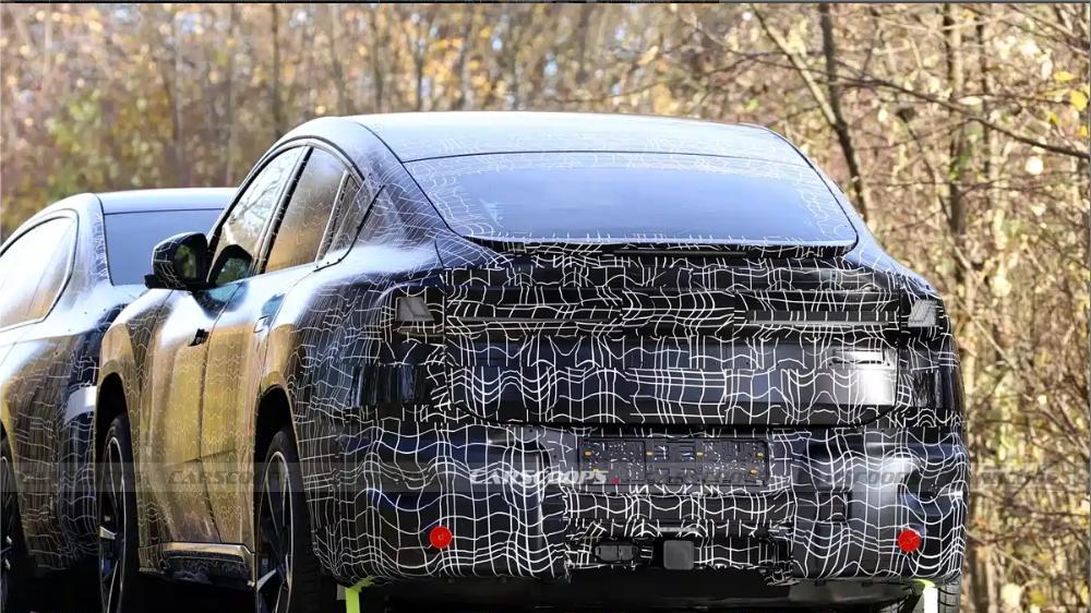 预计将于2026年底发布 全新一代宝马iX4谍照首曝 现款X4即将停产