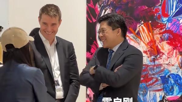 香港巴塞尔艺术展众星云集，马云、章泽天等意外遇冷？