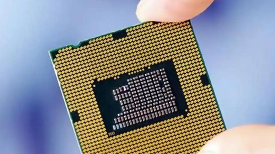 市场大降温！韩芯巨头放弃ASML最新光刻机，外媒：ASML失算了