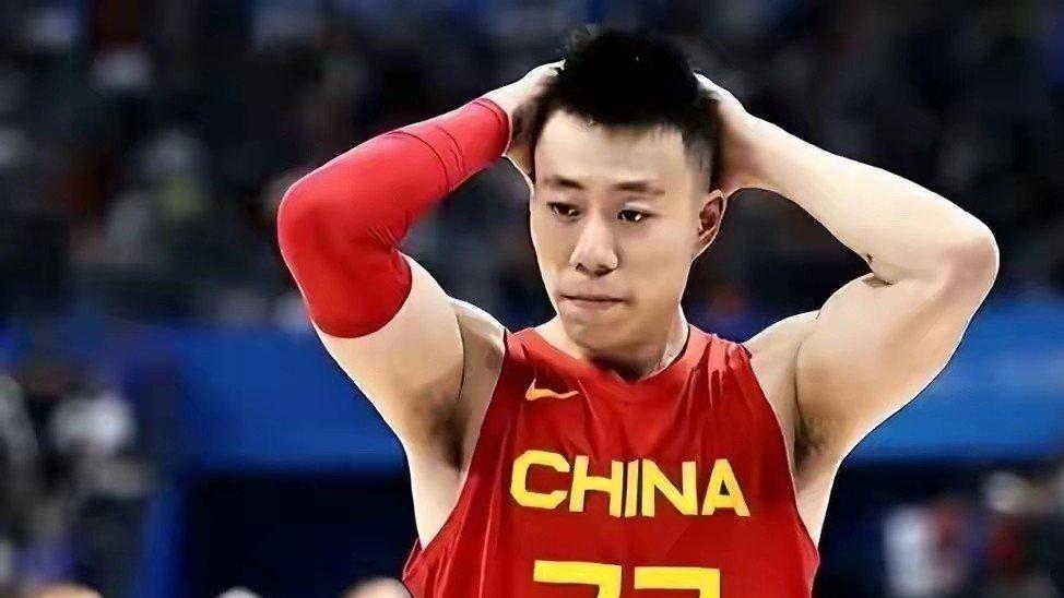 主场惨败韩国男篮，郭士强信任危机凸显，一人状态成焦点