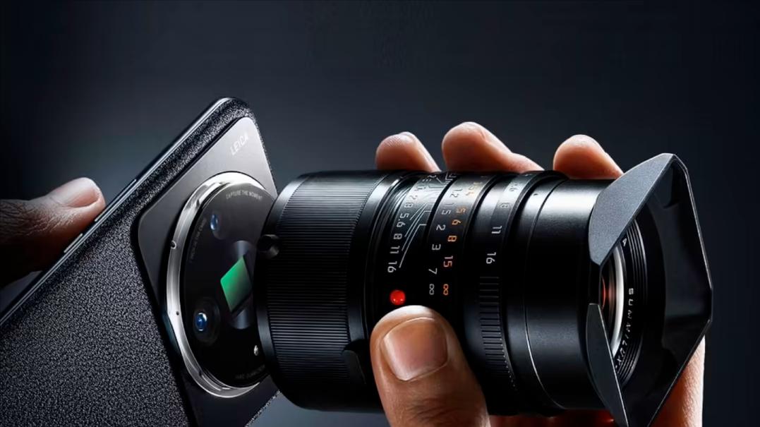 小米 17 Ultra 参数曝光：无背屏，唯一 1 英寸超级大底主摄！