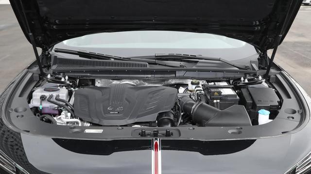 豪车终于厚道！长近5米，仅13万多，比帕萨特有档次，月销17627辆