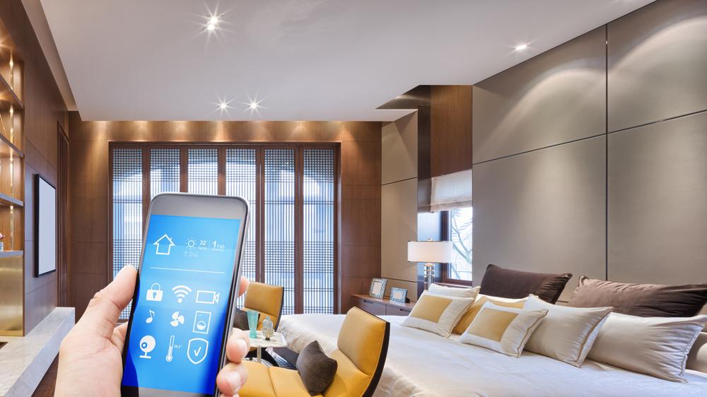 2025智能家居终极升级指南：解锁AI助手隐藏功能，打造未来生活场景