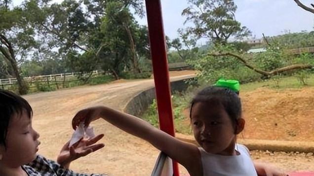 大s儿女终于回京，玥儿姐弟见证奶奶高光时刻，对方在酸也没有用