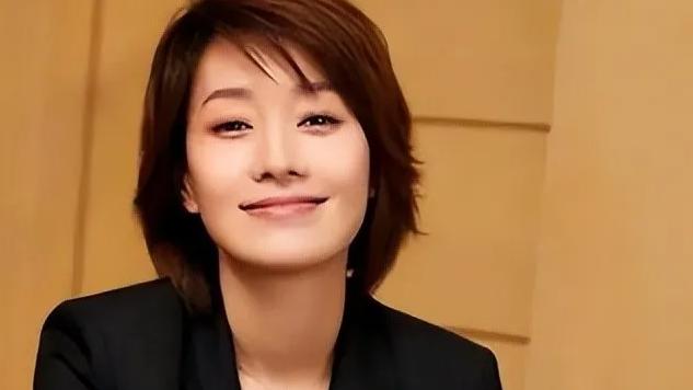 马伊琍爸爸对女儿说：你谈恋爱了，不能老让男人花钱，你要请人家
