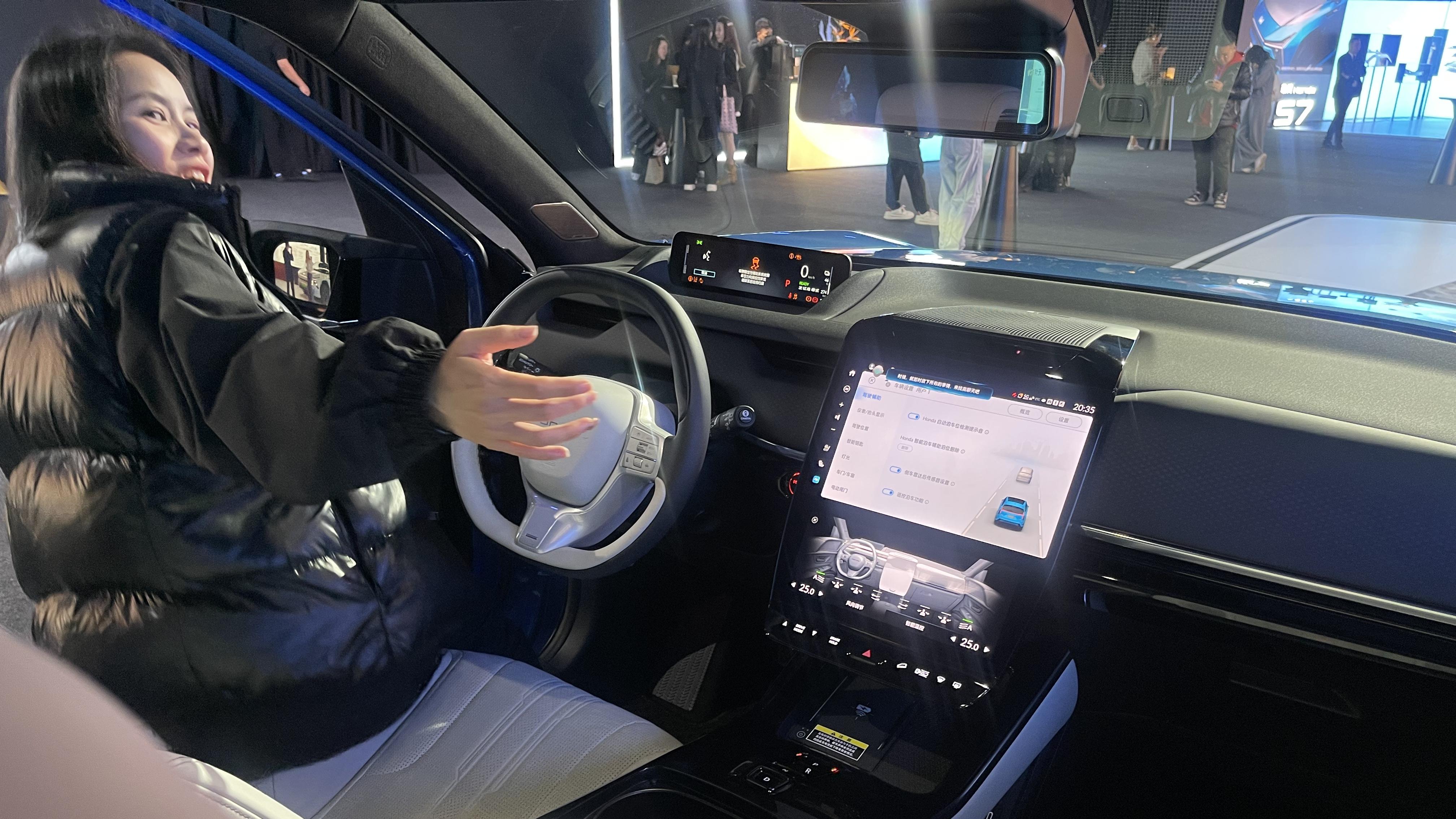 东风本田S7上市 操控媲美特斯拉Model S