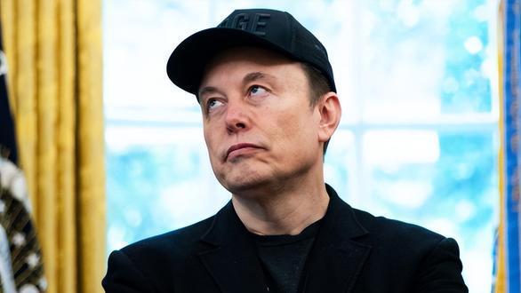 特朗普视察鳄鱼岛，未来将关押马斯克？美国分裂已不可避免