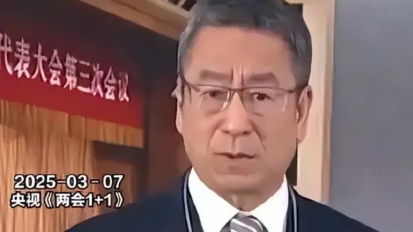 全网怒赞！霍启刚打响反击战第一枪，彻底撕开了上亿人的“体面”