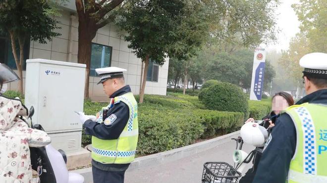 盐湖公安交警：“雾”必有我，护您“平安路”