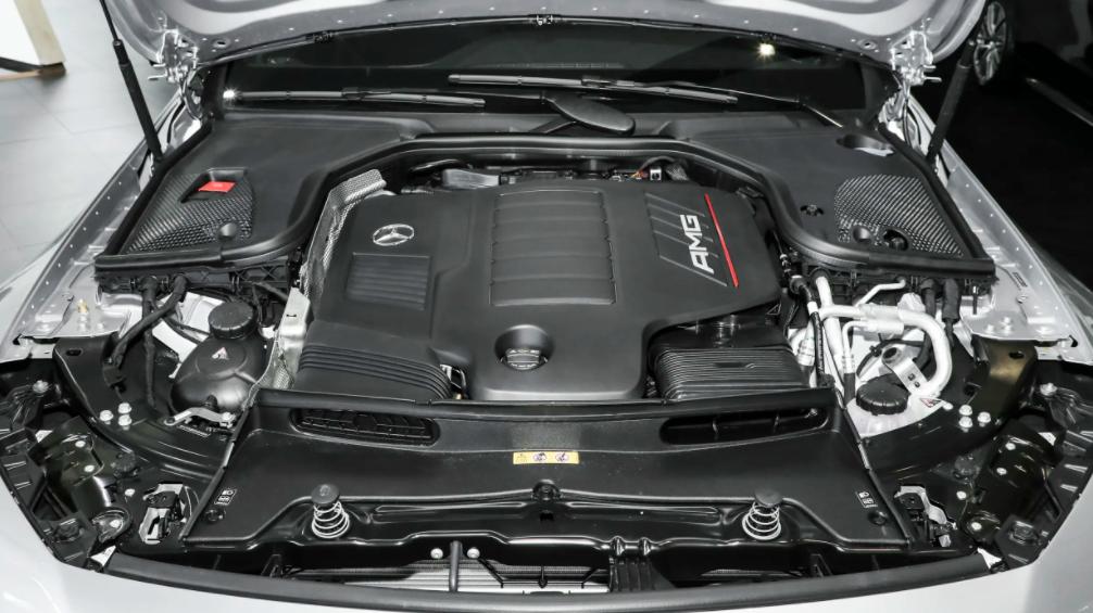 造型低趴运动，座舱科技感出众，25款奔驰AMG GT动如猛兽