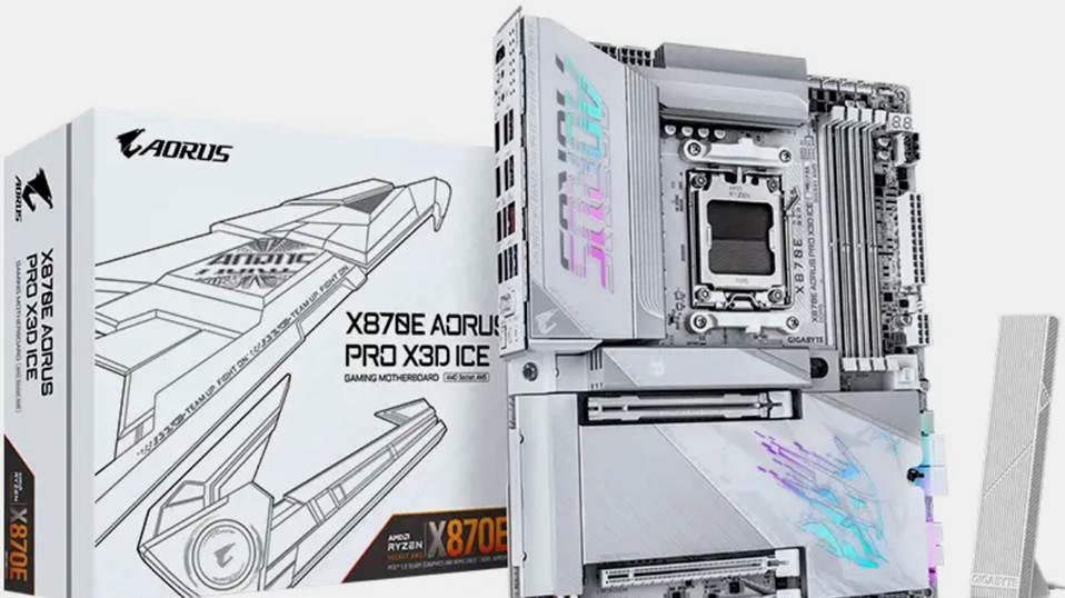 X3D处理器专用优化：技嘉X870E AORUS PRO X3D ICE电竞冰雕