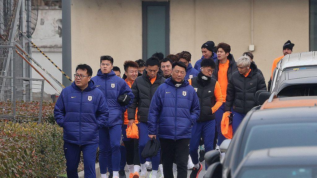 越来越好：泽卡终于进球，泰山冬训尾声崔康熙笑了：今年比去年好