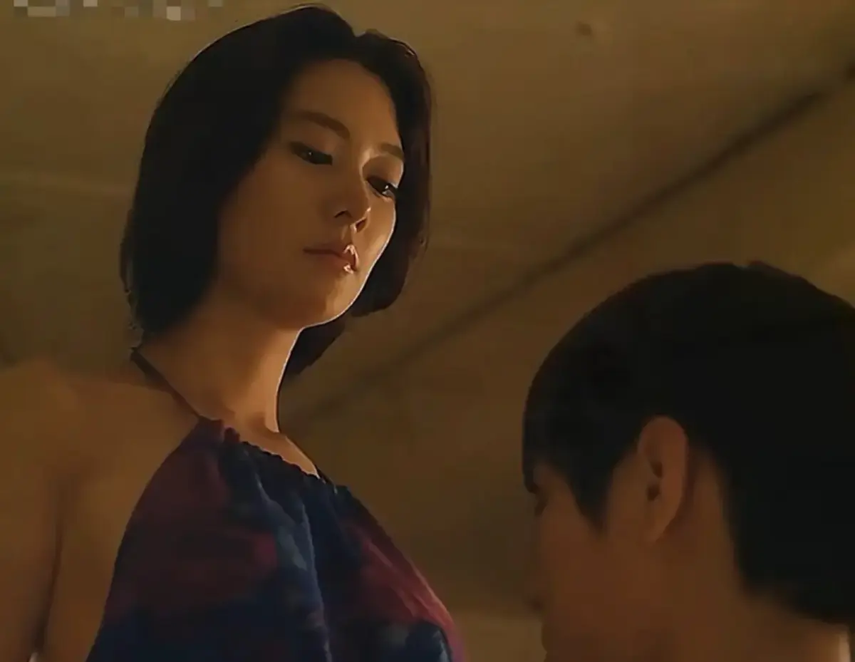 2025 韩剧《失控狂欢》4K 超高清全集免费在线观看_策驰影视