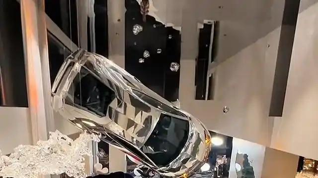 8000万豪宅电费40万！网红妻子炫富翻车，网友：贫穷限制我的想象