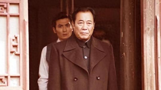 演员冯恩鹤：为爱连当“家庭煮男”，与博士妻子越吵越恩爱
