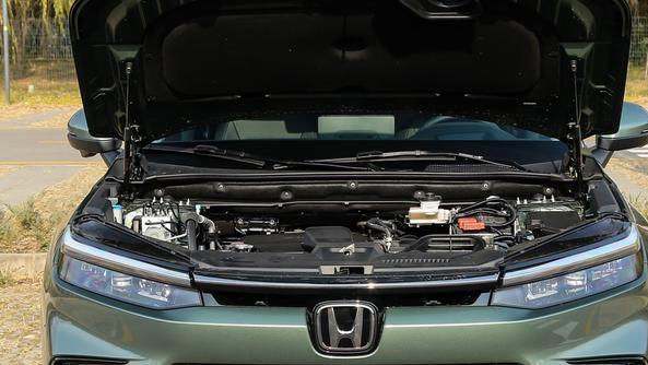 皓影内外大改，轴距加长配7座