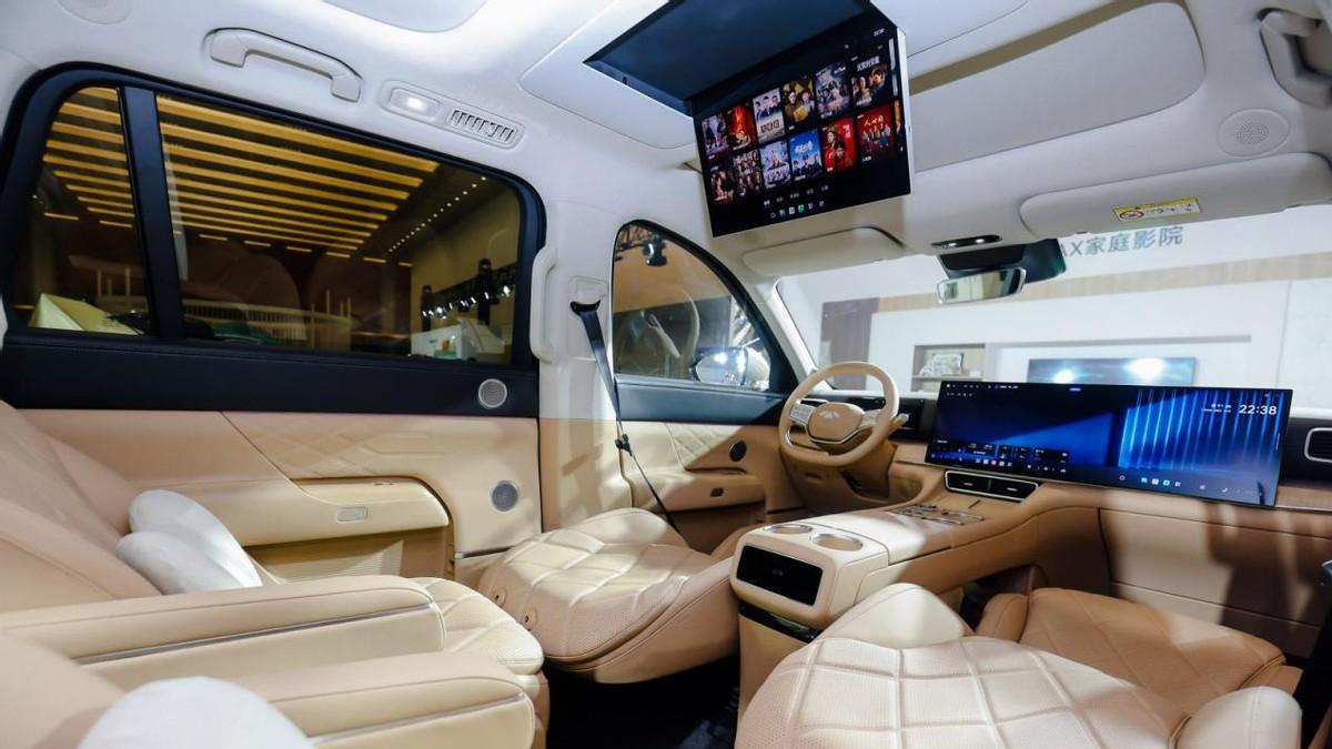 大六座旗舰SUV新标杆！风云T11凭啥上市即热销？