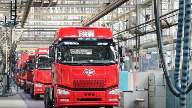 青岛汽车厂历史回顾，中型柴油车制造先驱，如今归属央企发展新篇