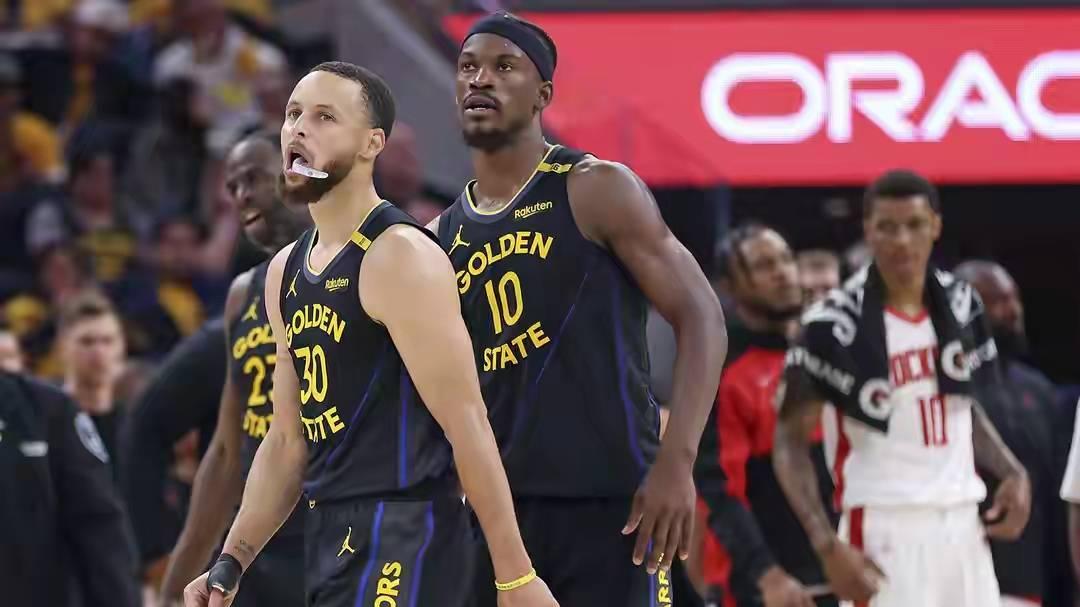 格林含沙射影？库明加遭降级替补+被动伤退，勇士更衣室矛盾激化