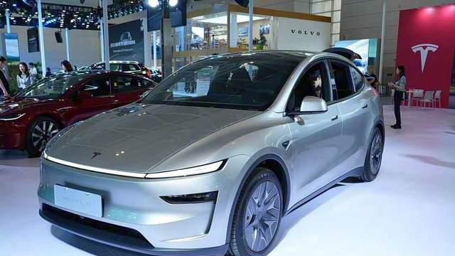 国产电车保值率出炉：问界M8排第二，小米YU7几乎不贬值？