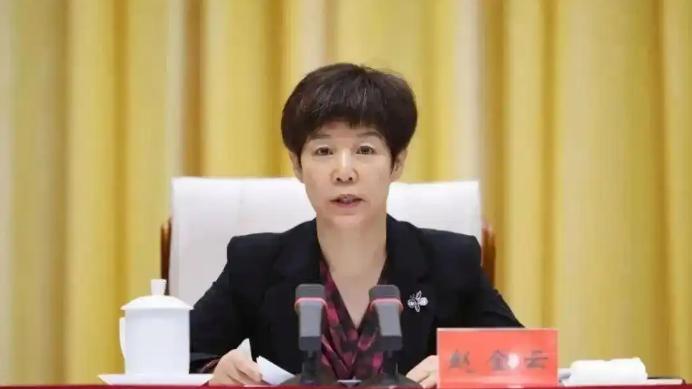 “女老虎”赵金云落马记：家庭式腐败背后的权力游戏与人性沦陷