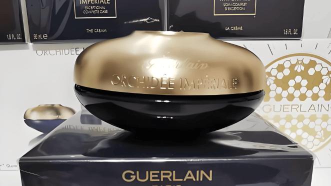 2025顶奢面霜功效大考：修护抗老赛道上演"成分竞赛"