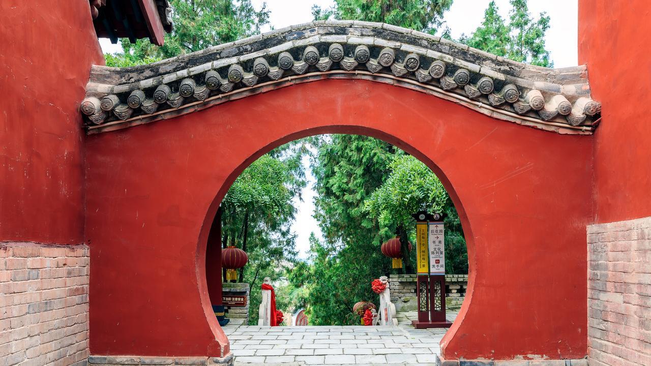 山西永济普救寺：千年古刹擦亮"爱情圣地"文化名片，文旅融合激活发展新动能