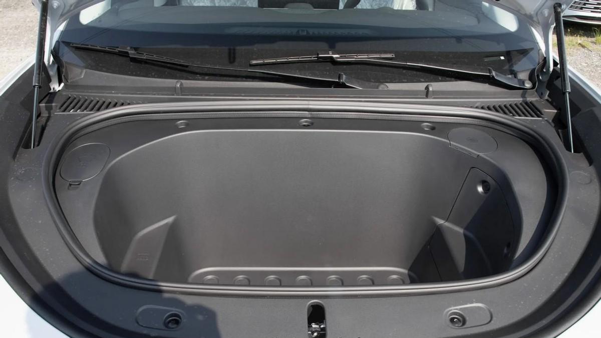 后驱+五连杆的比亚迪！海狮05EV售11.78万起，配高阶智驾