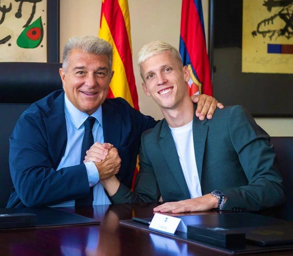 巴萨球员奥尔莫最后时刻被临时注册说明什么？