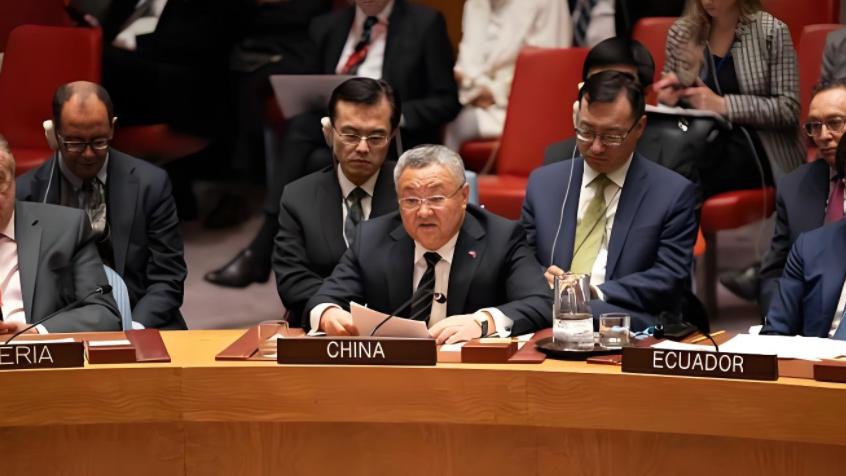 中国一个月前的预言成真，叙利亚人民已经后悔，开始向阿萨德道歉