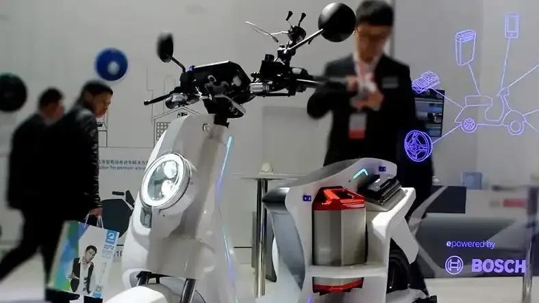 钠电池电动车比铅酸电池电动车贵多少？有必要买吗？请看详细分析