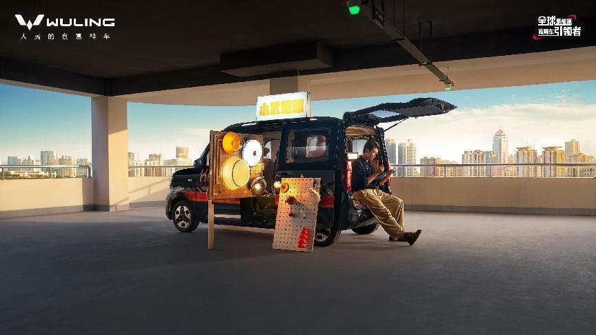 5万出头的纯电神车升级了！ 五菱之光EV进取型：你以为是微面，其实是全能战士