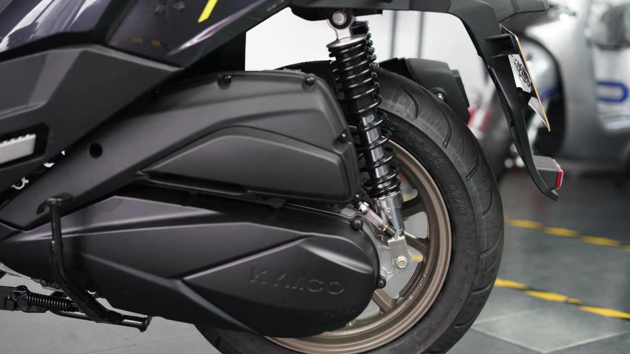 直降3800元，新款光阳RacingX150升级为全能战士！